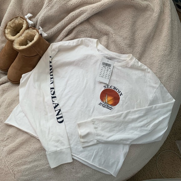 Brandy Melville Tops - Brandy Melville St Croix